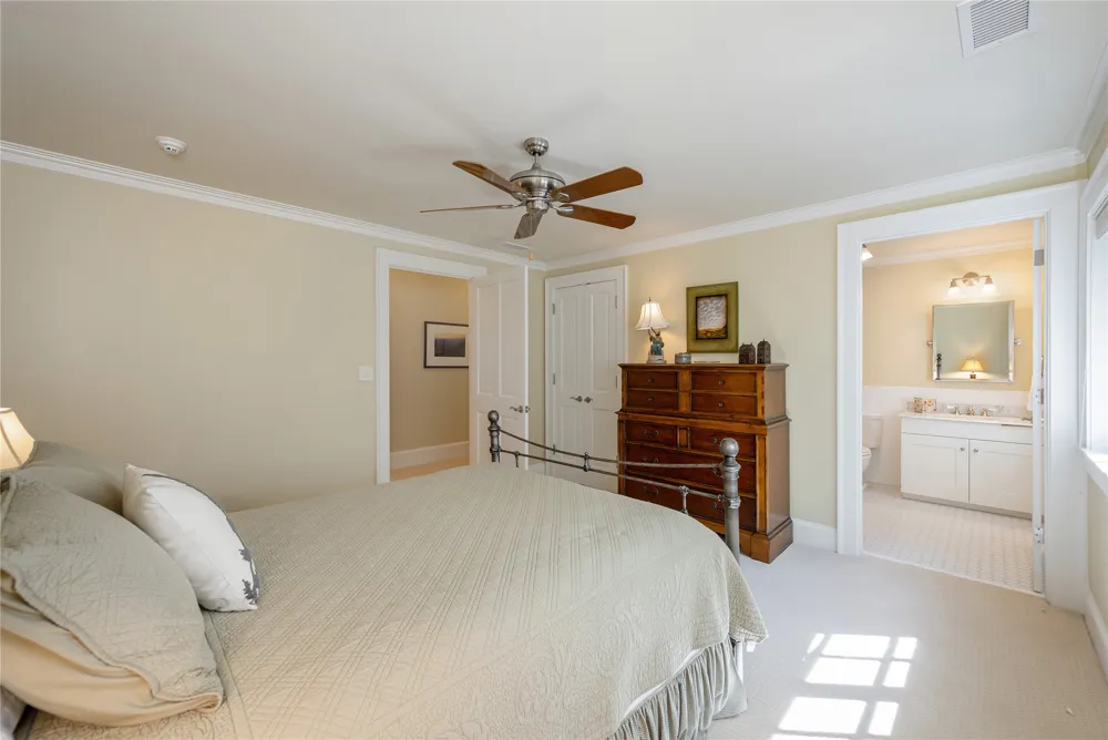 250 Meadow Ridge Drive Lake Toxaway, NC 28747