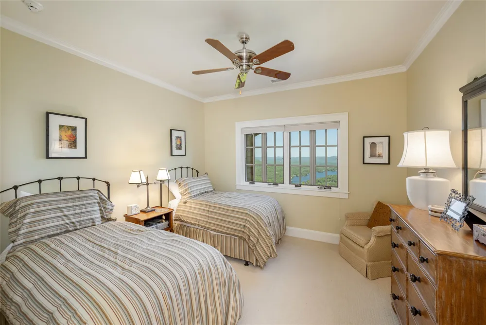 250 Meadow Ridge Drive Lake Toxaway, NC 28747