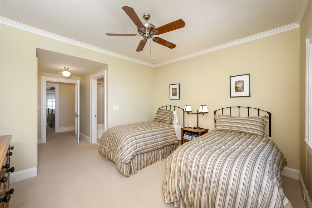 250 Meadow Ridge Drive Lake Toxaway, NC 28747