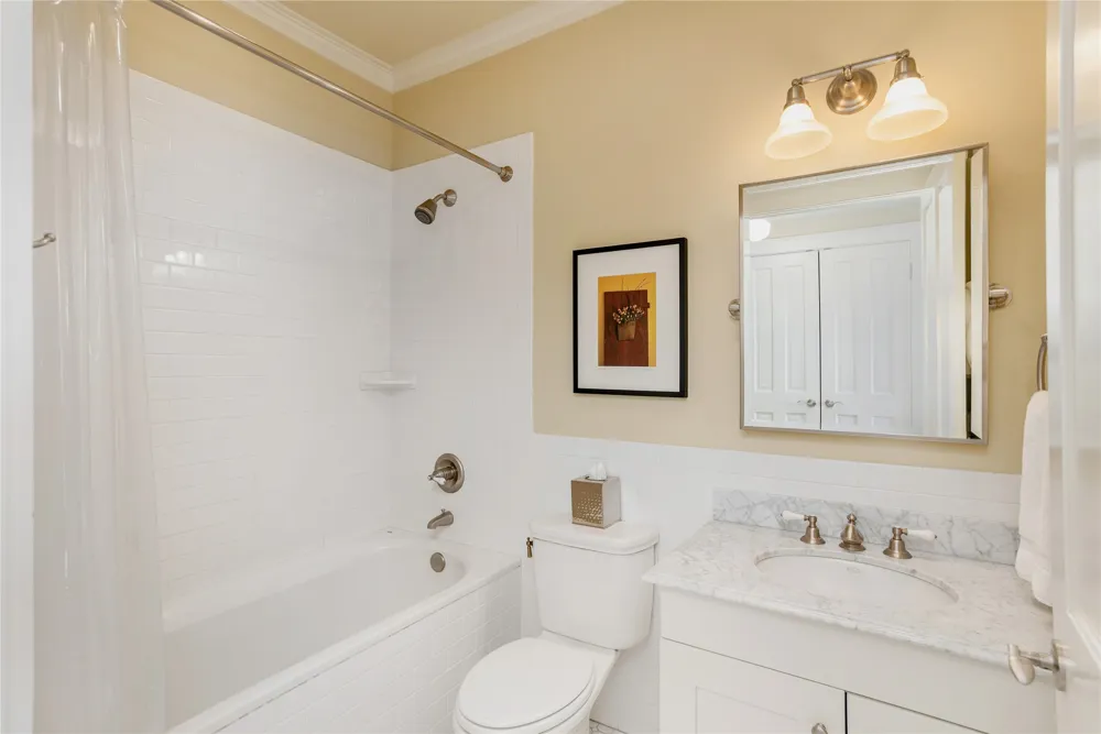 250 Meadow Ridge Drive Lake Toxaway, NC 28747