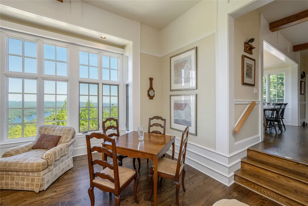 250 Meadow Ridge Drive Lake Toxaway, NC 28747