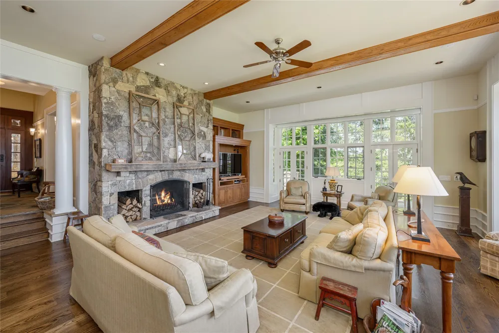 250 Meadow Ridge Drive Lake Toxaway, NC 28747