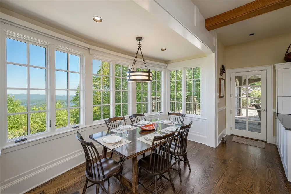 250 Meadow Ridge Drive Lake Toxaway, NC 28747