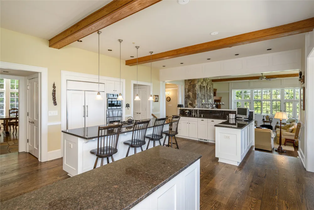 250 Meadow Ridge Drive Lake Toxaway, NC 28747