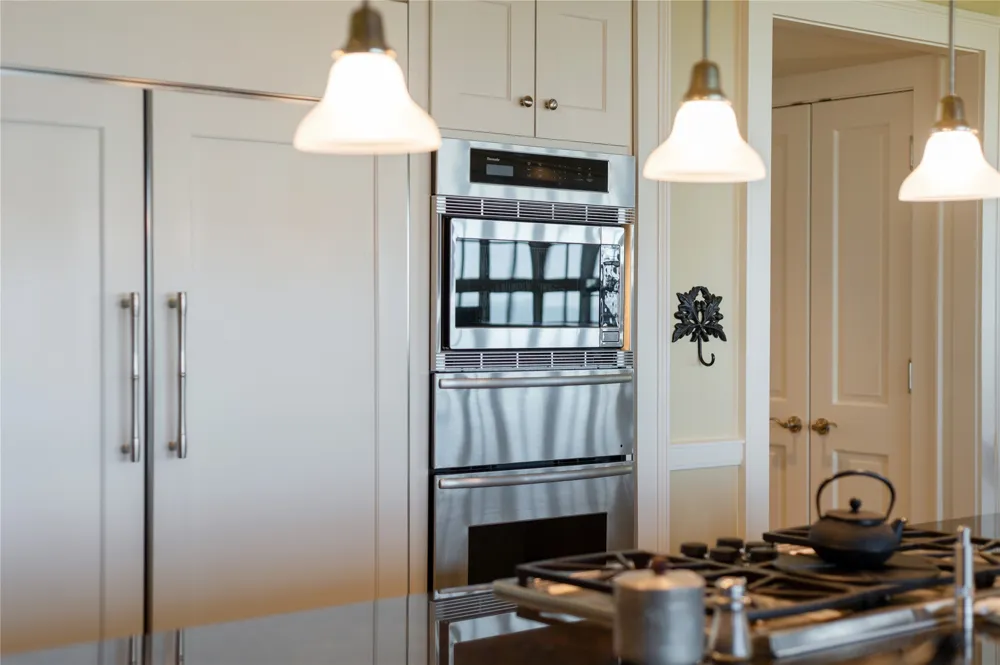 250 Meadow Ridge Drive Lake Toxaway, NC 28747