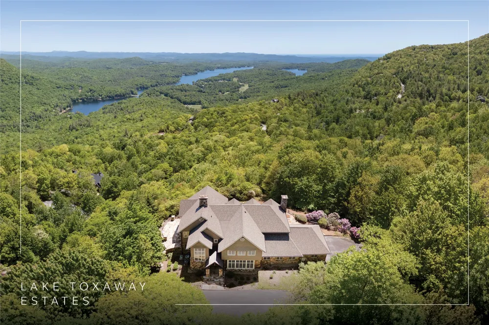 250 Meadow Ridge Drive Lake Toxaway, NC 28747
