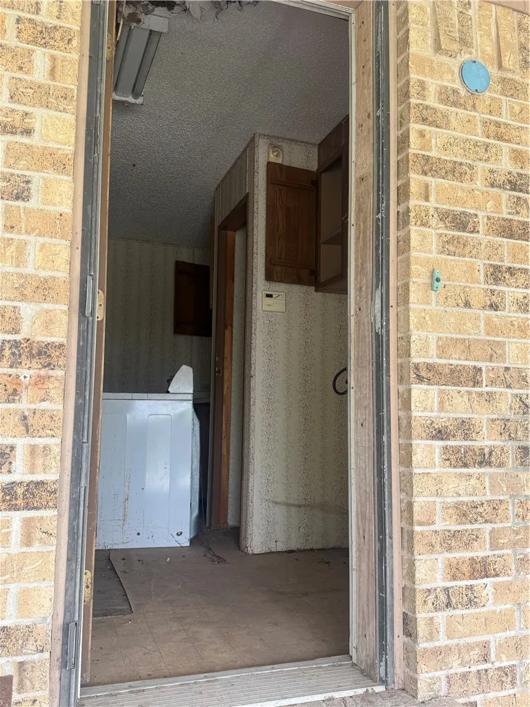 994 CR 170 Alice, TX 78332