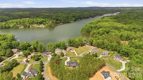 314 Potters Landing