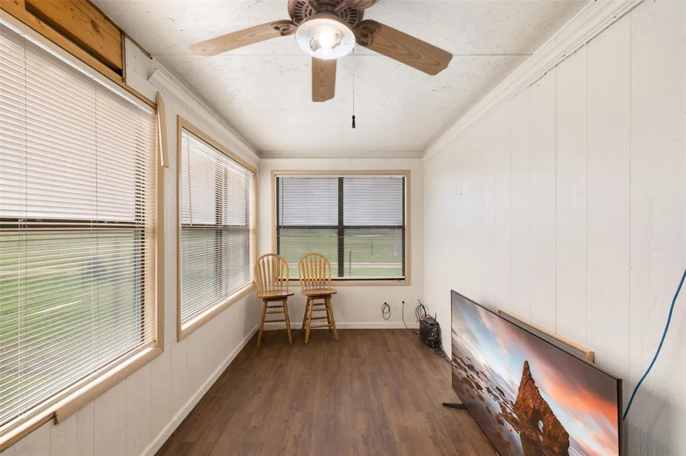 5505 S Farm To Market 486 Thorndale, TX 76577