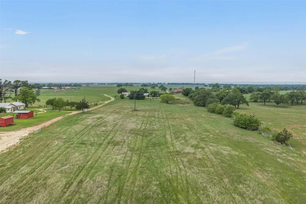 5505 S Farm To Market 486 Thorndale, TX 76577