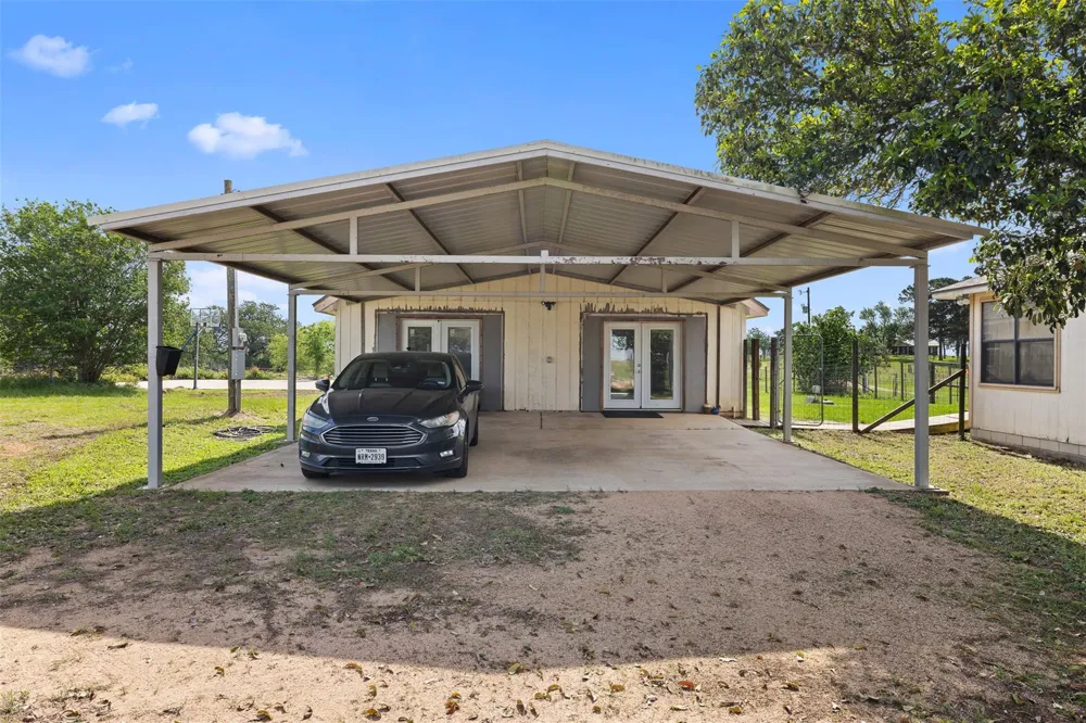 5505 S Farm To Market 486 Thorndale, TX 76577