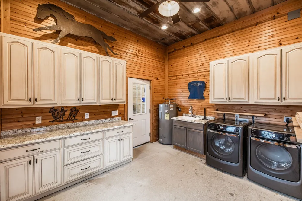 8137 Shoals Branch Rd Primm Springs, TN 38476