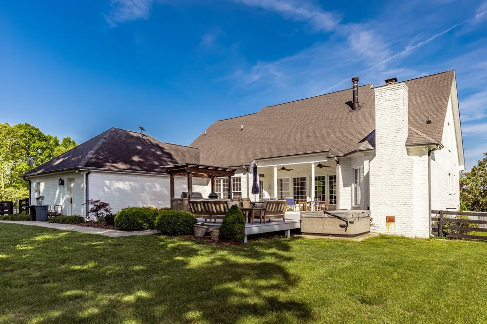 8137 Shoals Branch Rd Primm Springs, TN 38476