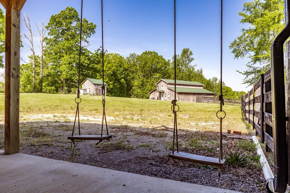 8137 Shoals Branch Rd Primm Springs, TN 38476