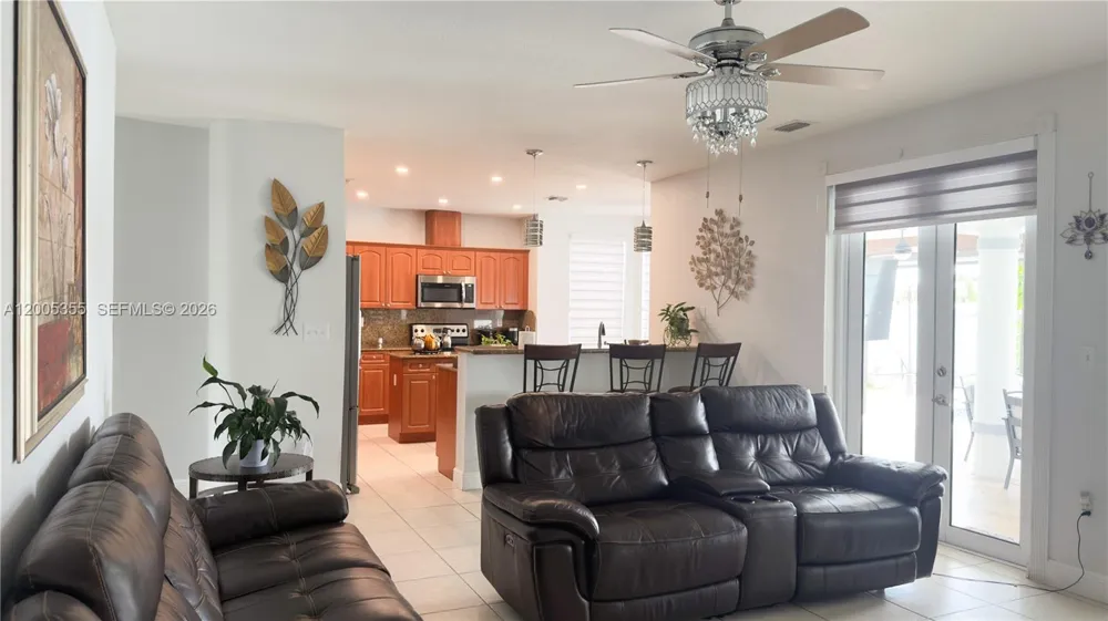 2180 SW 152nd Pl Miami, FL 33185