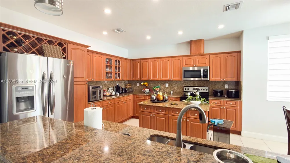 2180 SW 152nd Pl Miami, FL 33185