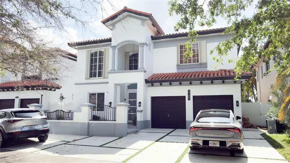 2180 SW 152nd Pl Miami, FL 33185