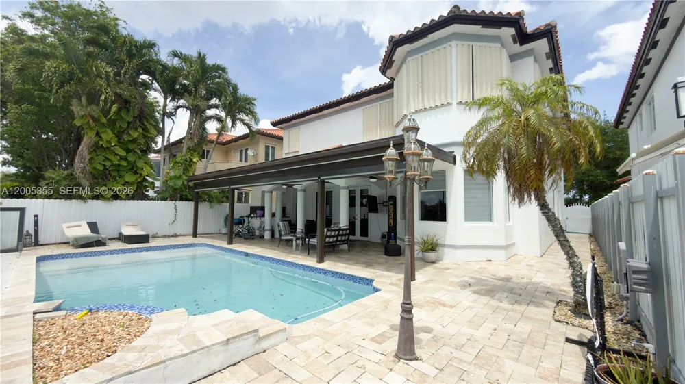 2180 SW 152nd Pl Miami, FL 33185