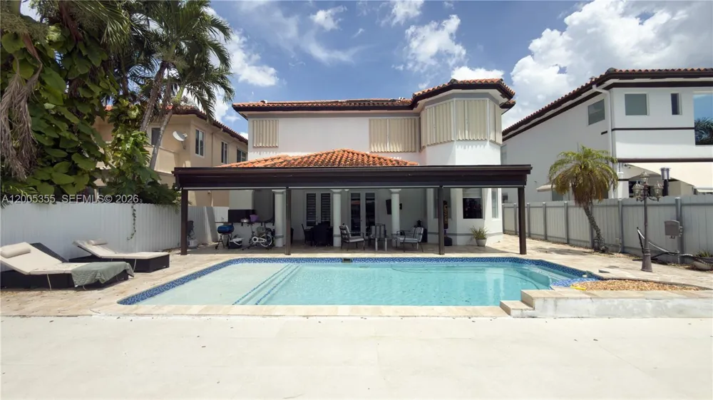 2180 SW 152nd Pl Miami, FL 33185