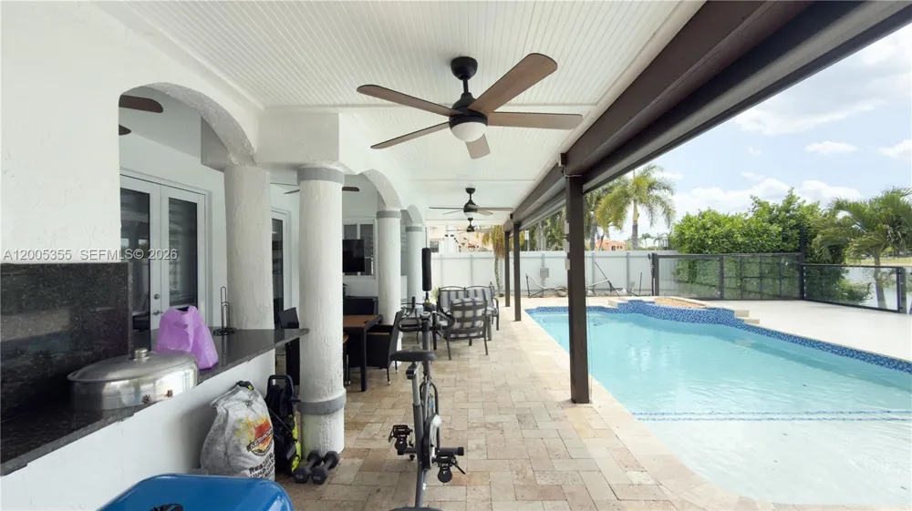 2180 SW 152nd Pl Miami, FL 33185