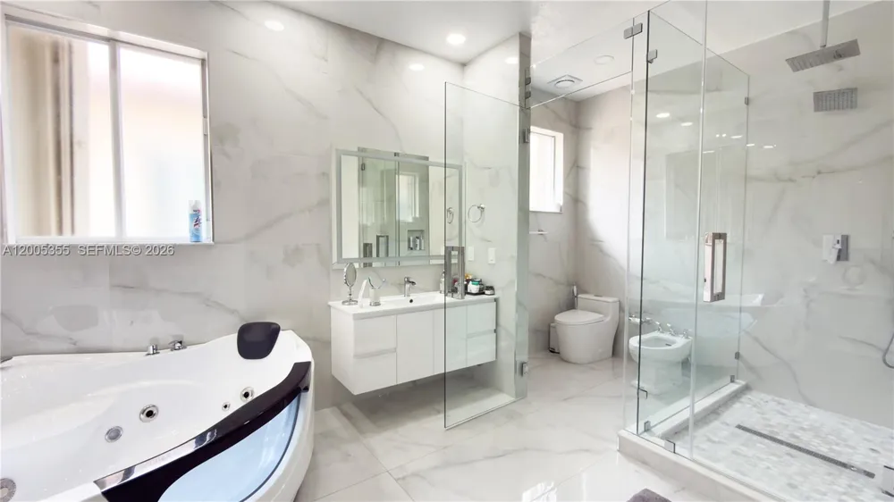 2180 SW 152nd Pl Miami, FL 33185
