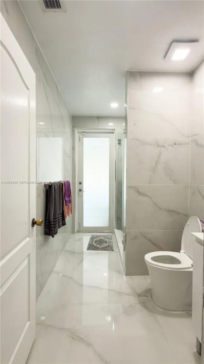 2180 SW 152nd Pl Miami, FL 33185