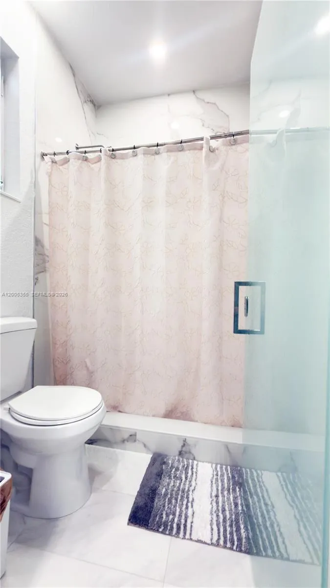 2180 SW 152nd Pl Miami, FL 33185