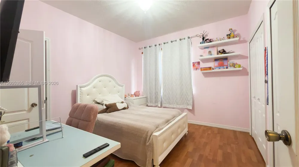 2180 SW 152nd Pl Miami, FL 33185