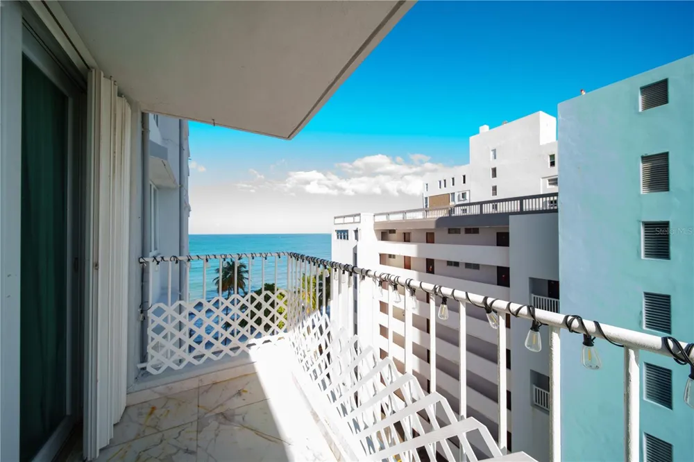 3409 ISLA VERDE AVENUE #701 Carolina, PR 00979