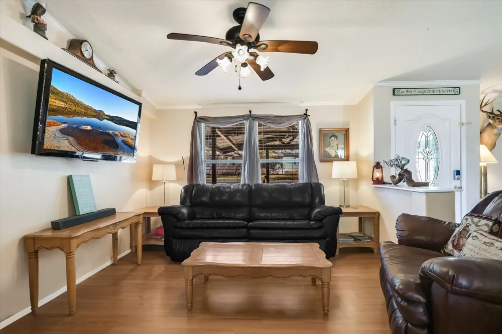 100 Highline Cutoff Kingsland, TX 78639