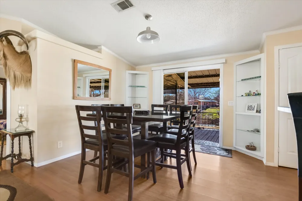 100 Highline Cutoff Kingsland, TX 78639
