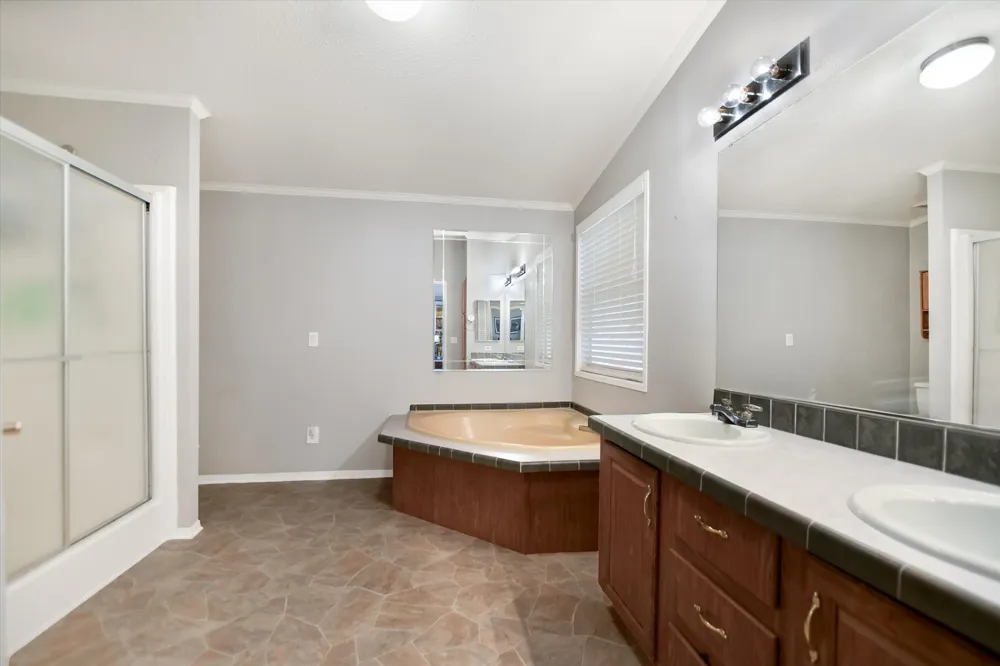 100 Highline Cutoff Kingsland, TX 78639