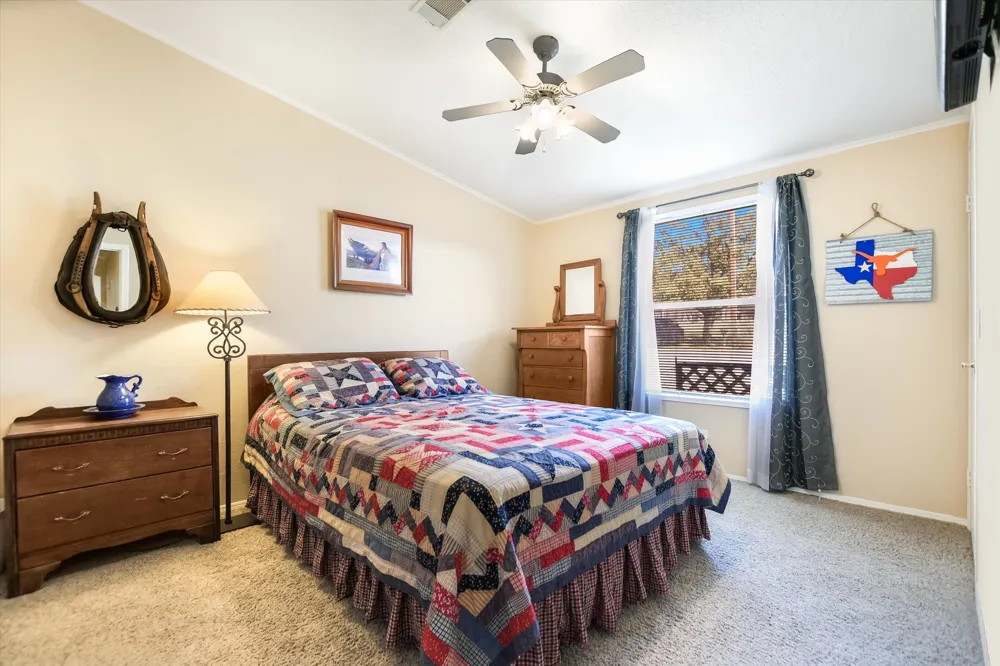 100 Highline Cutoff Kingsland, TX 78639