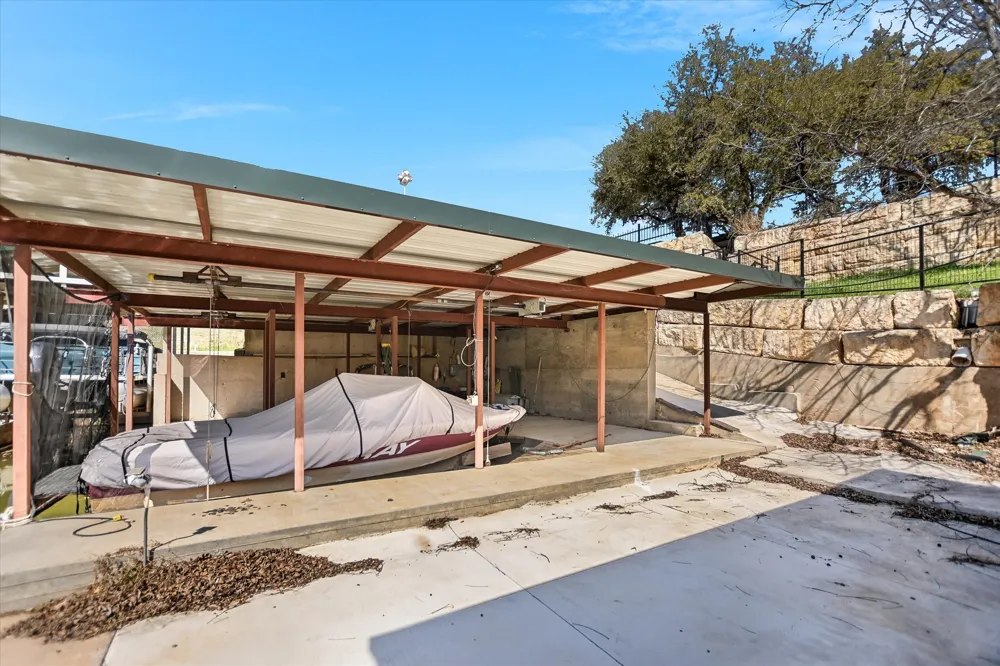 100 Highline Cutoff Kingsland, TX 78639