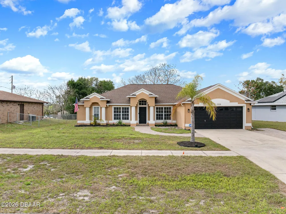 1928 Eden Drive Deltona, FL 32725
