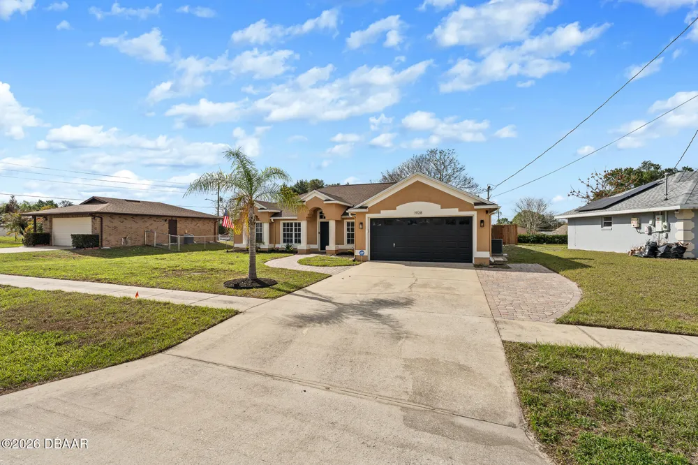 1928 Eden Drive Deltona, FL 32725