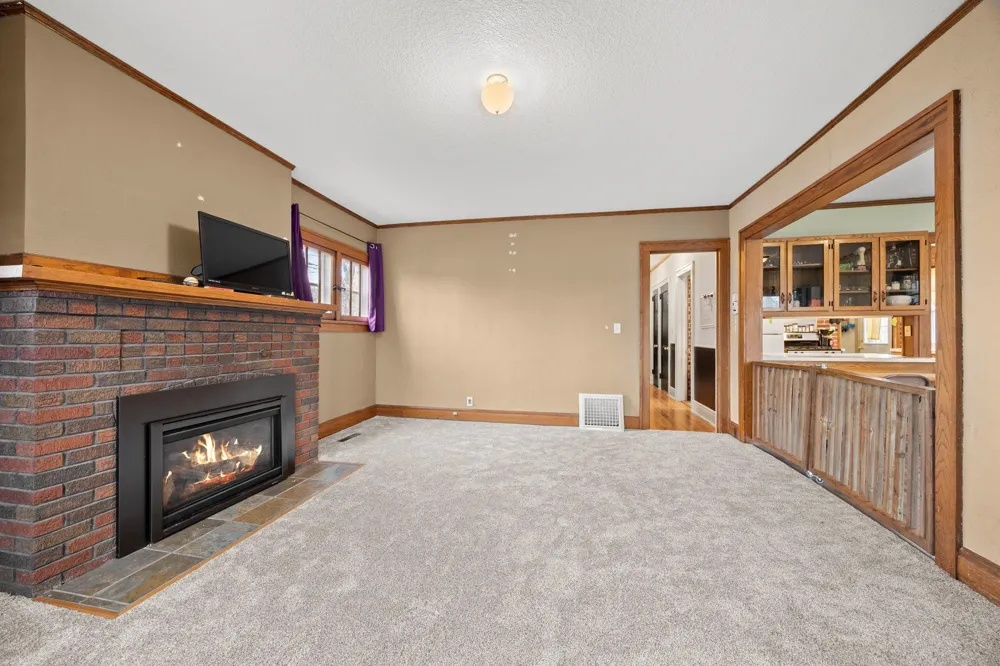 514 W Mill Street Paynesville, MN 56362