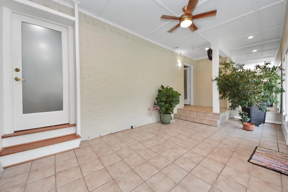 2117 Casa Rio Circle Dickinson, TX 77539
