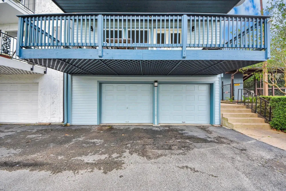 2117 Casa Rio Circle Dickinson, TX 77539