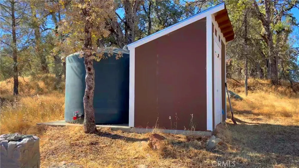 5341 Paddy Hill Road Mariposa, CA 95338