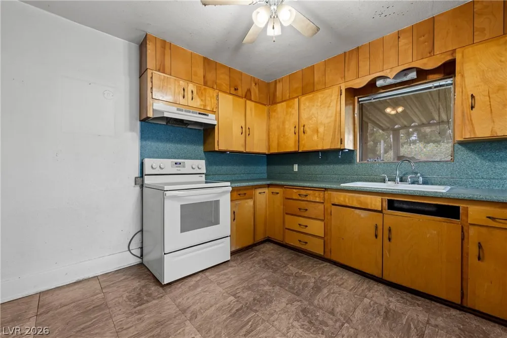 1665 Whipple Avenue Logandale, NV 89021
