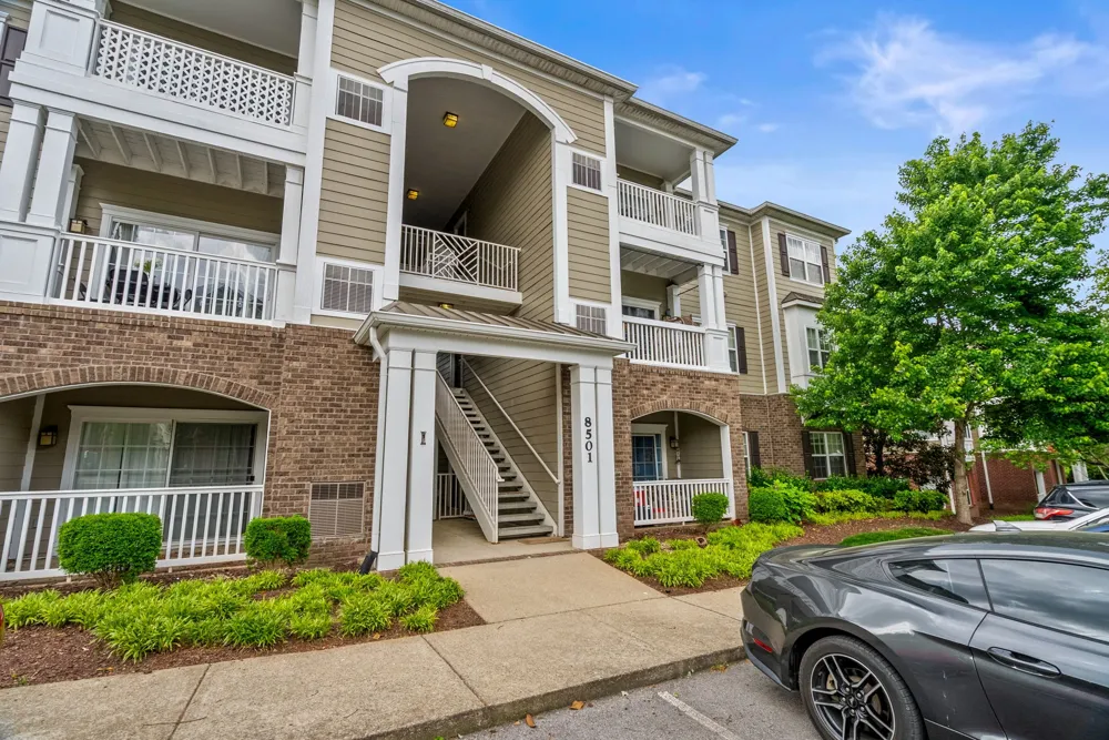 8501 Burnham Ln #7 Antioch, TN 37013