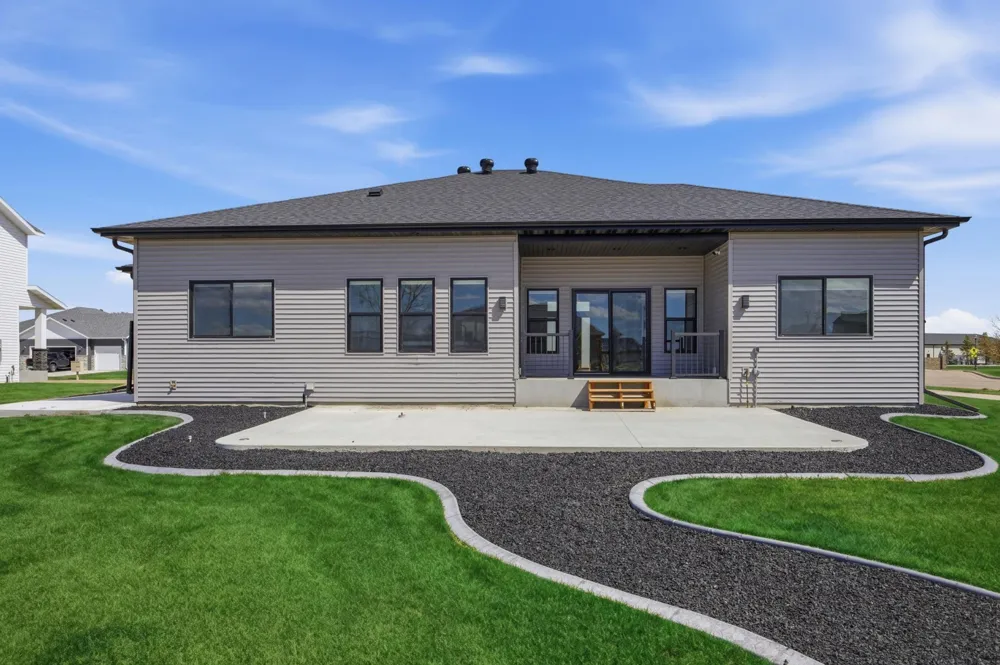 100 Annies Way Mapleton, ND 58059