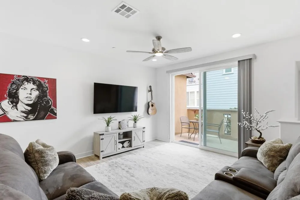 4367 Pacifica Way #2 Oceanside, CA 92056