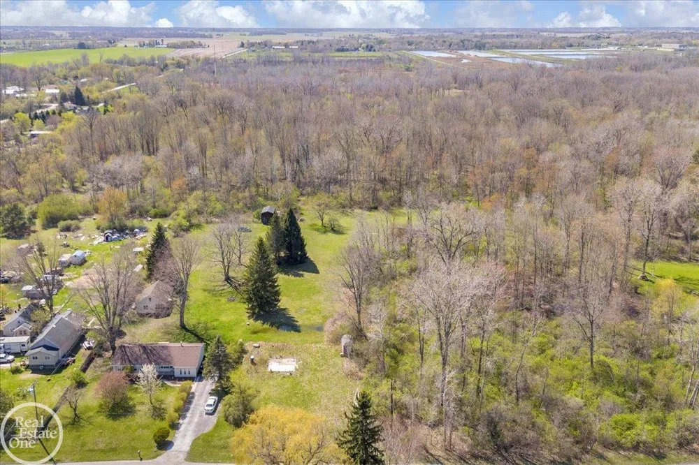 5577 Tice Road Fort Gratiot Charter Township, MI 48094
