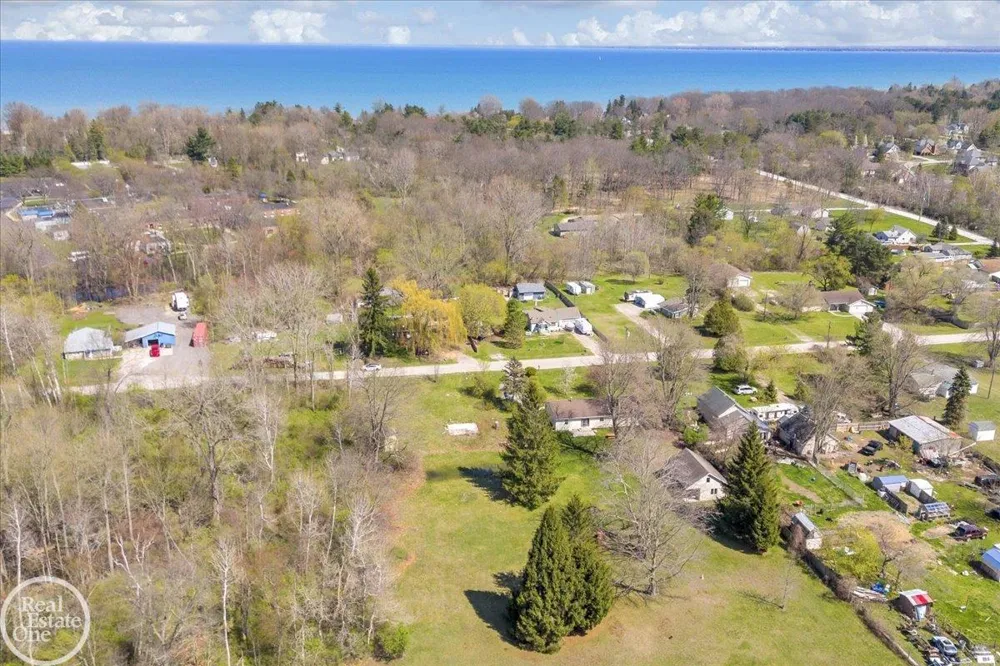 5577 Tice Road Fort Gratiot Charter Township, MI 48094