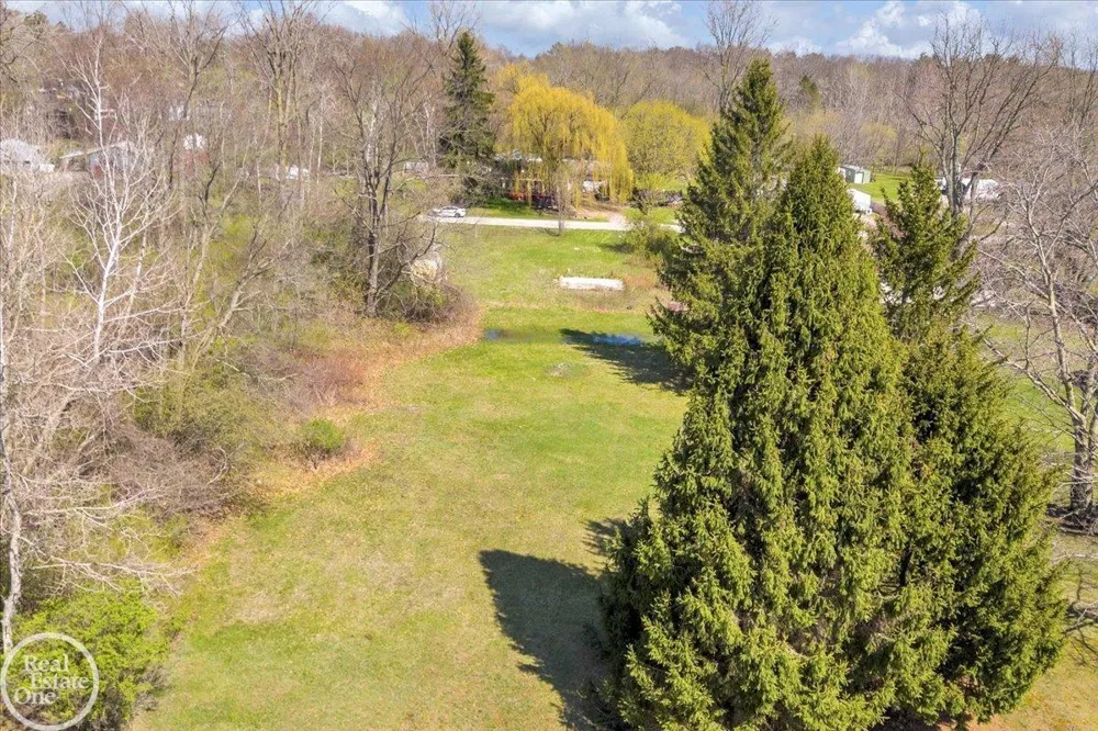 5577 Tice Road Fort Gratiot Charter Township, MI 48094