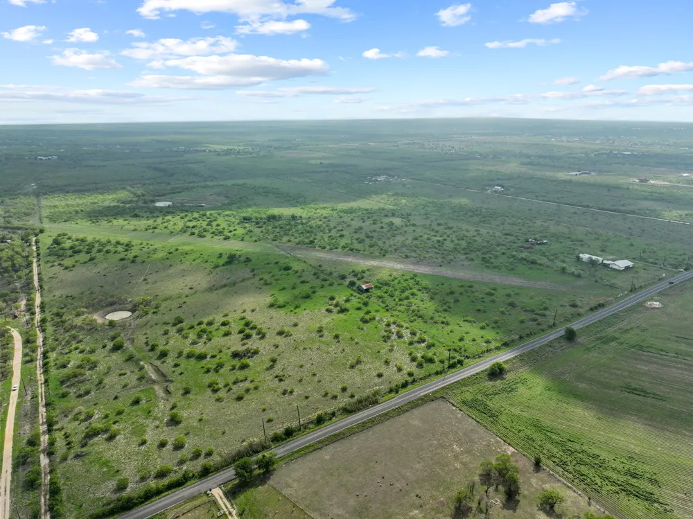 14104 Hokanson Road Del Valle, TX 78617