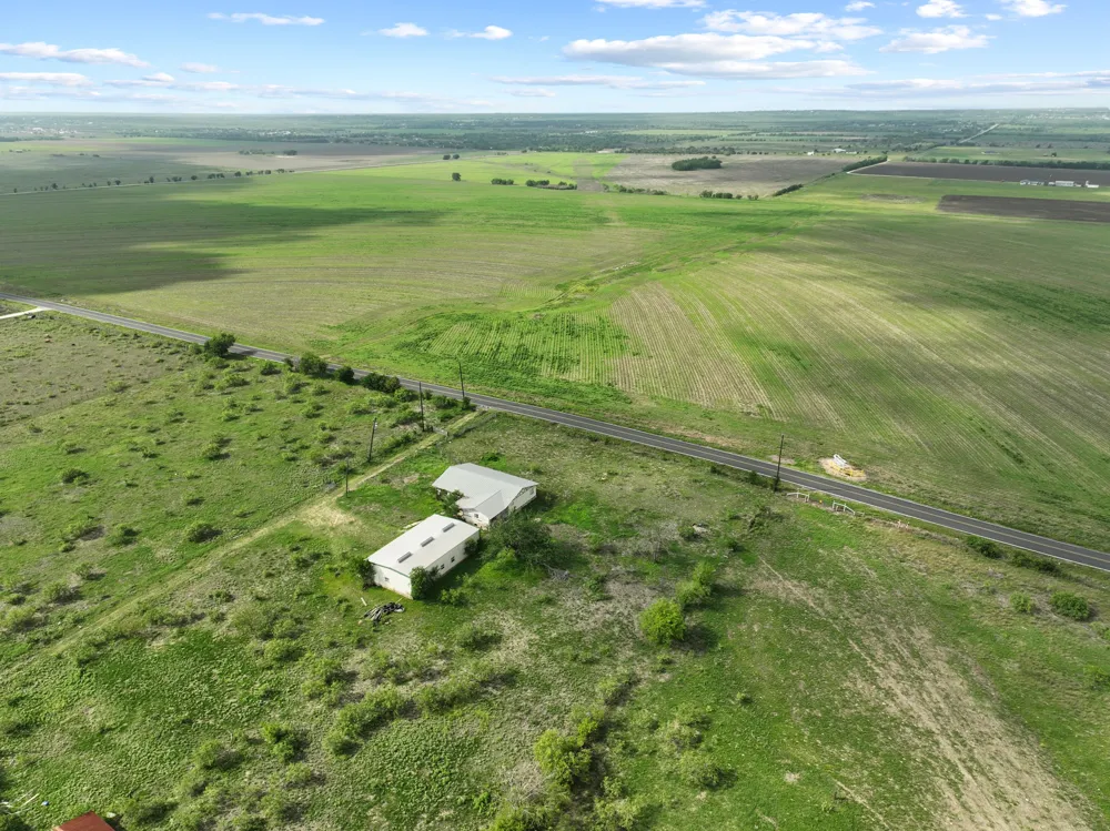 14104 Hokanson Road Del Valle, TX 78617