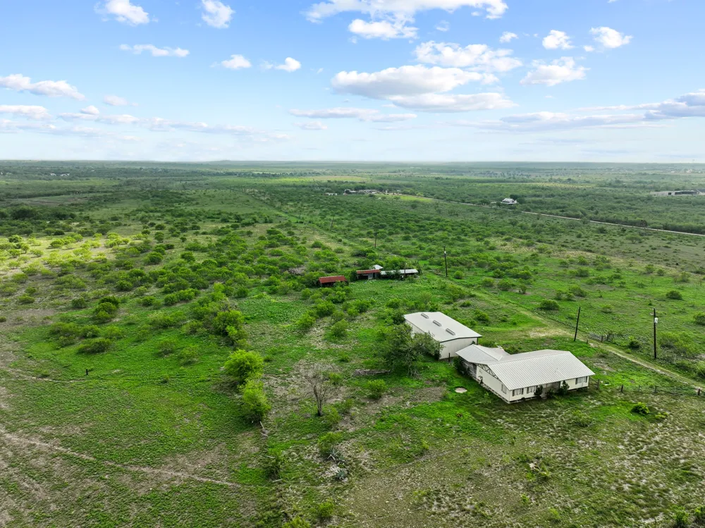 14104 Hokanson Road Del Valle, TX 78617